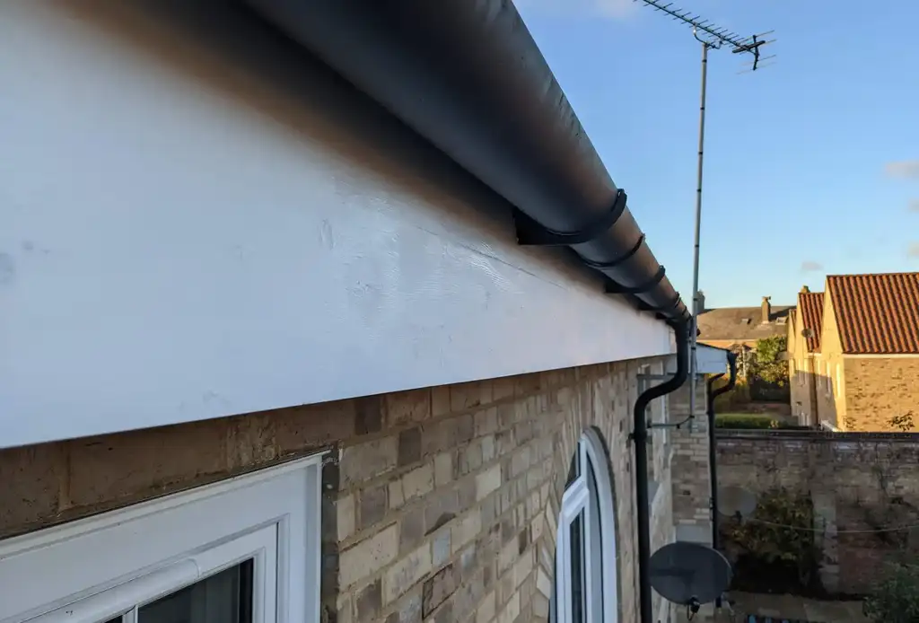 fascia repair with gutter